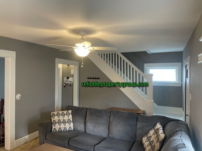 Photo - 1906 Riedmiller Ave