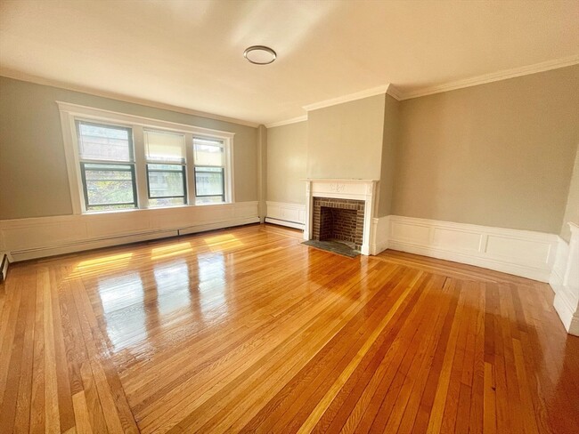 Photo - 1653 Commonwealth Ave Unit 3