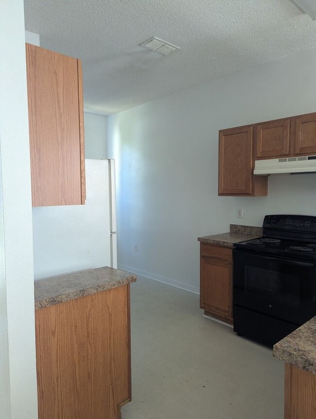 Photo - Great family home with 4 bedrooms, 2 bath