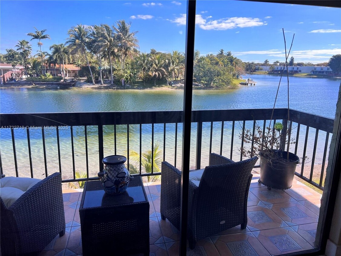 Photo - 8303 SW 142nd Ave (Miami, FL)