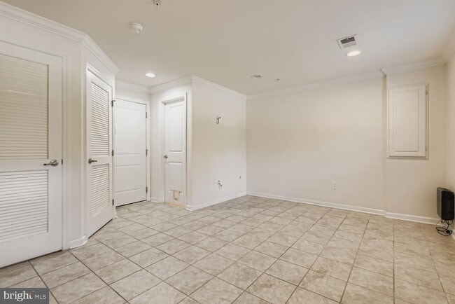 Photo - 10411 Campbell Blvd
