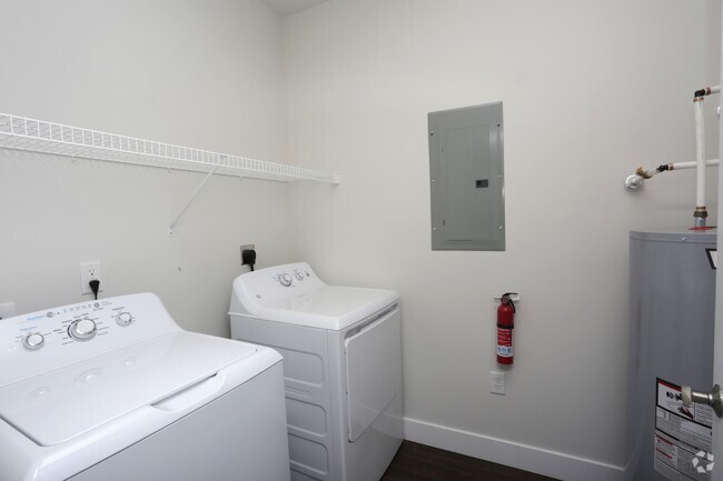 Laundry - Summit Living Luxury Flats