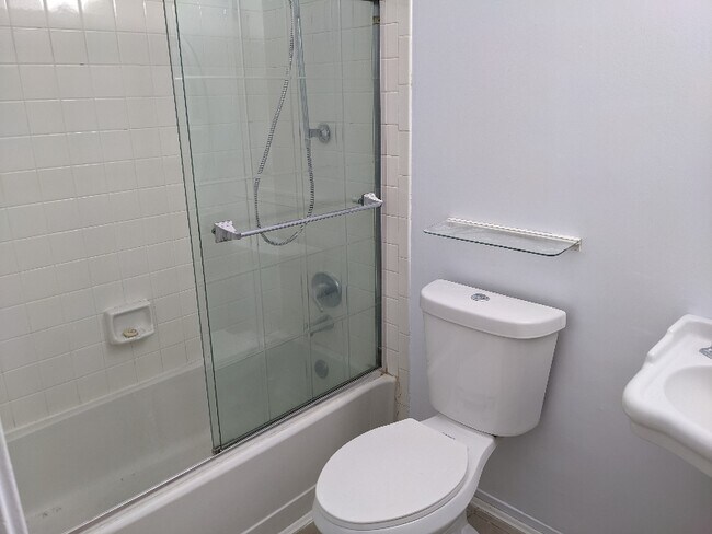 Photo - 5806 Bridgetown Ct