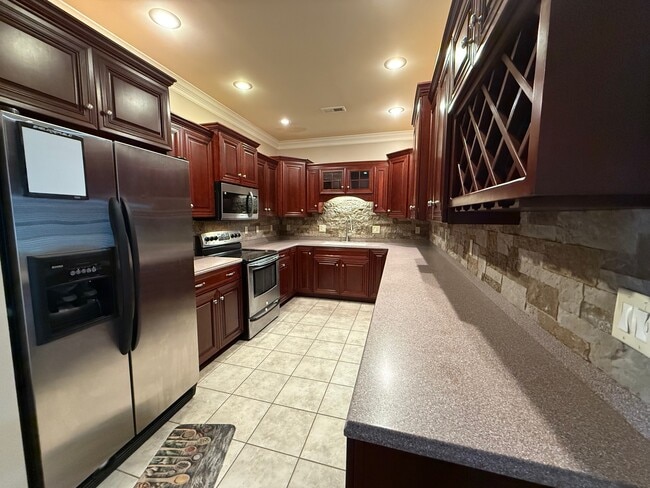 Photo - 111 Renee Ln