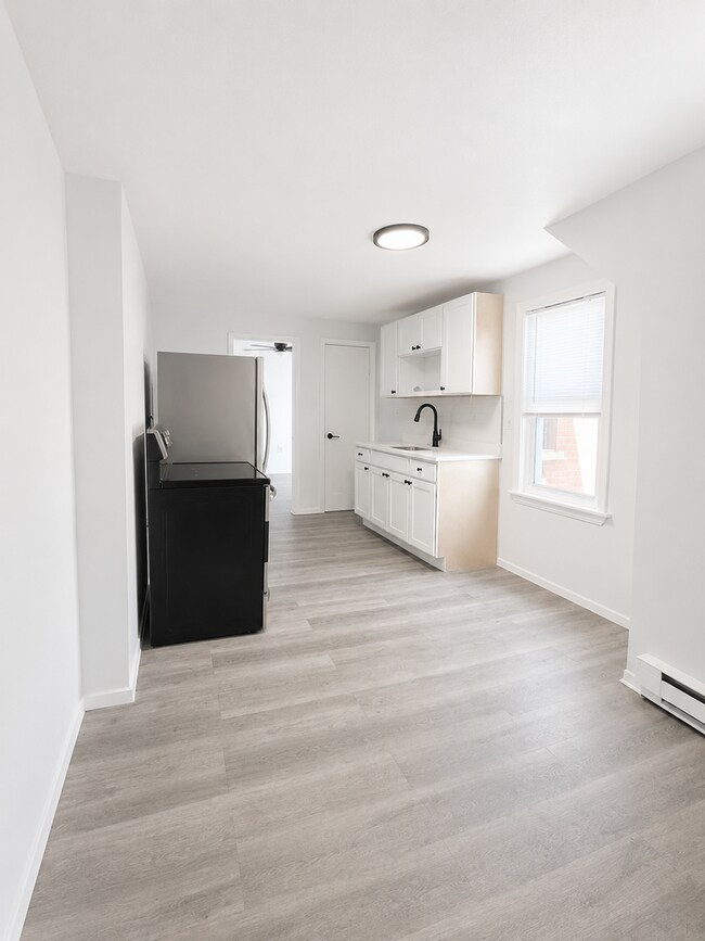 Photo - 83 Meadow St Unit 3E