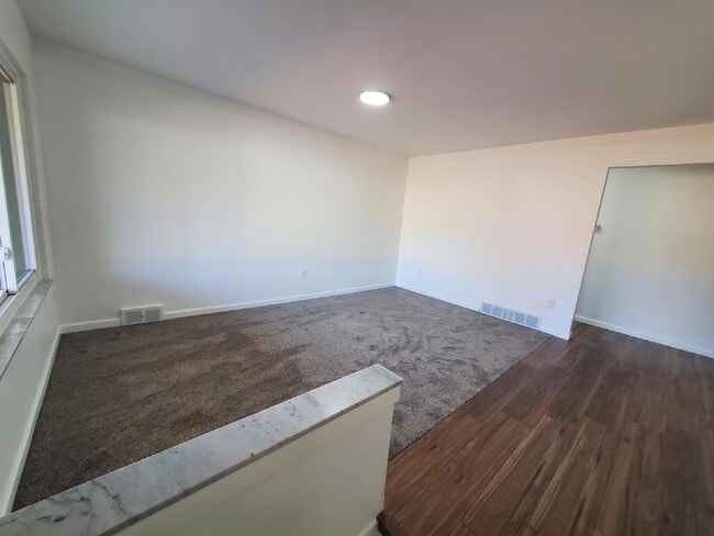 Photo - 3 Bedroom, 2 Bathroom Ranch, Updated Throughout, Granite, Stainless, 2 Beautiful Full Baths, Upda...