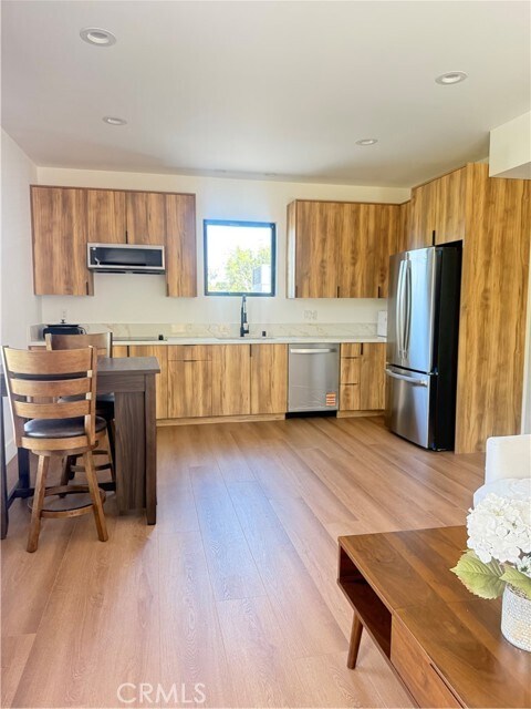 Photo - 6148 Lederer Ave