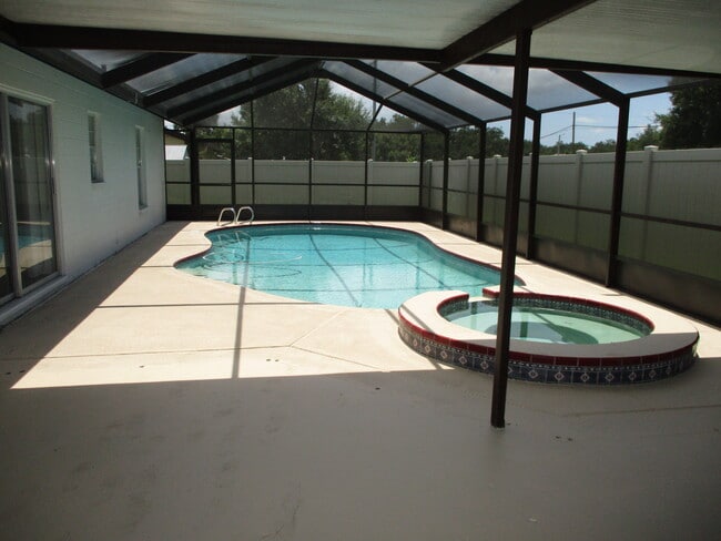 Photo - 3006 Annadale Cir