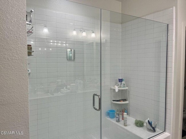 Photo - 140 Farmhouse Dr