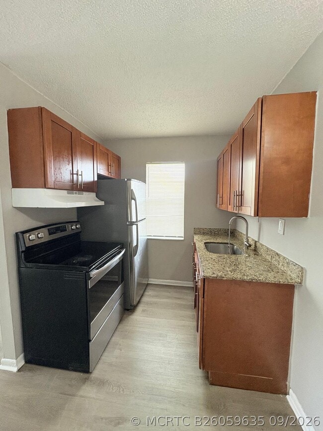 1015 NE 17th Ave Unit 205