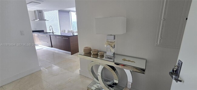 Photo - 495 Brickell Ave Unit 5310