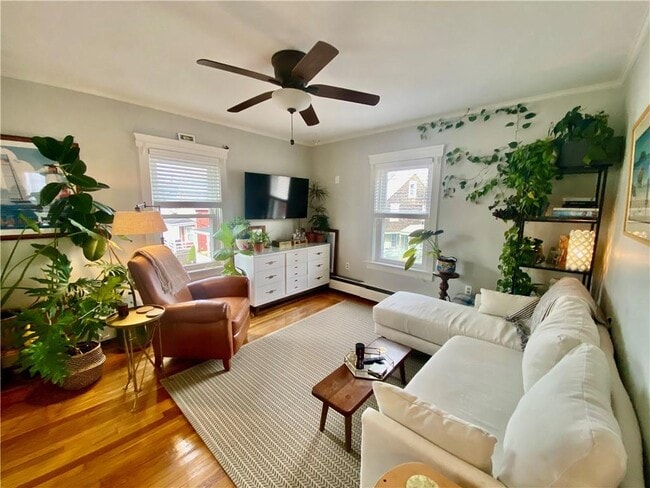 Building Photo - 9 Hall Ave Unit 2