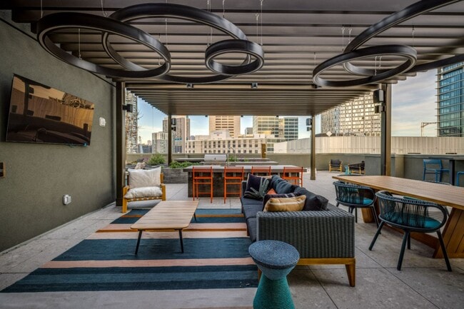 Building Photo - The Brady