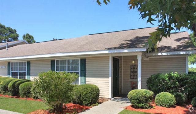 Community - Ivy Chase Apartments