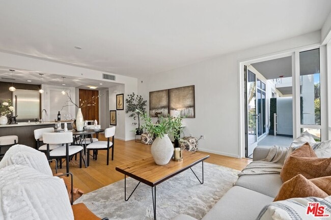 Photo - 1705 Ocean Ave Unidad 206
