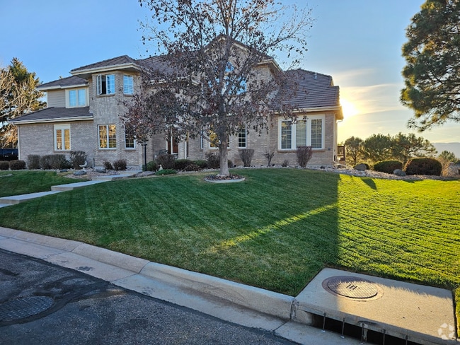 Building Photo - 74 Falcon Hills Dr Rental