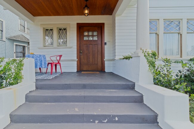 Photo - 1842 W 22nd St