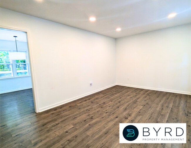 Photo - 5006 Glen Tara Dr