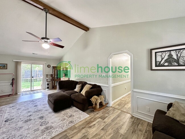 Photo - 3533 Bernies Ct N