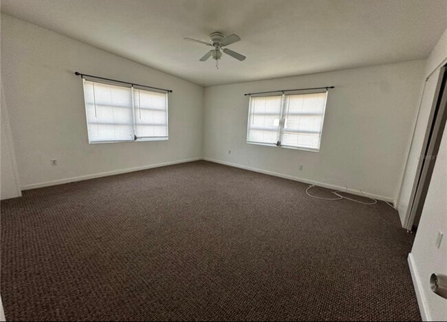 Photo - 704 38th St W Unit Apt A