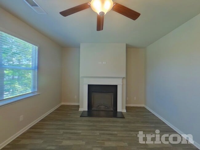 Photo - 7218 Sanctuary St