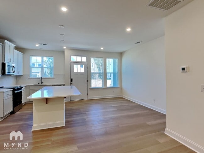 Photo - 1546 Cedar Tree Dr