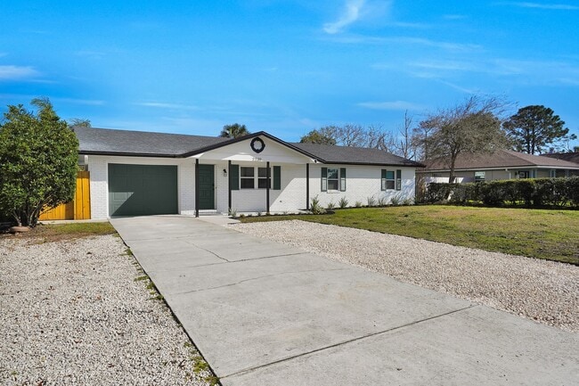 Building Photo - 2239 S Beach Pkwy Rental