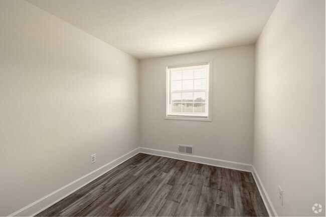 3BR, 1BA - 1,768SF - Bedroom