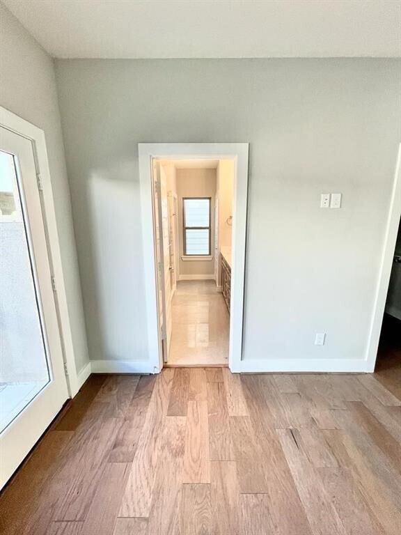 Photo - 803 Thornton Rd