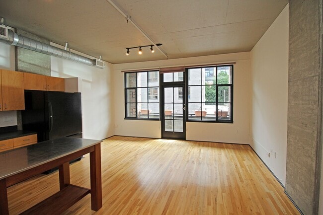 Photo - 408 NW 12th Ave