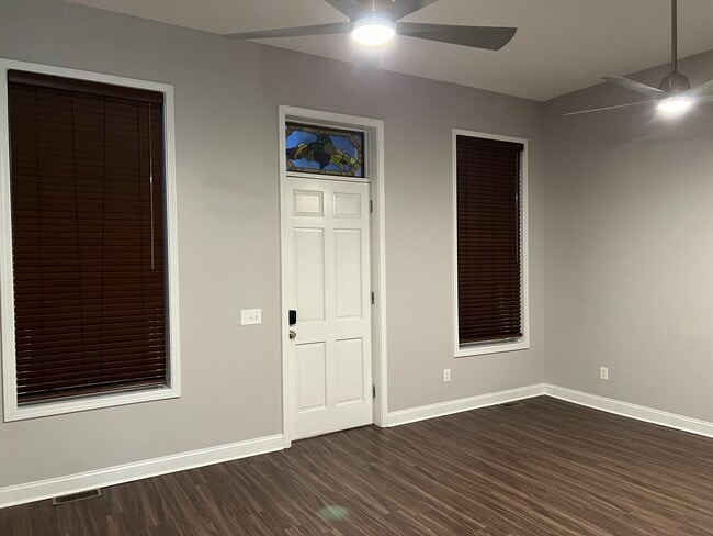 Foto principal - 631 Bakewell St Unidad 631 Bakewell Apt #1