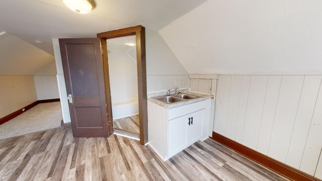 Photo - 3210 W.98th Unidad 3rd Floor