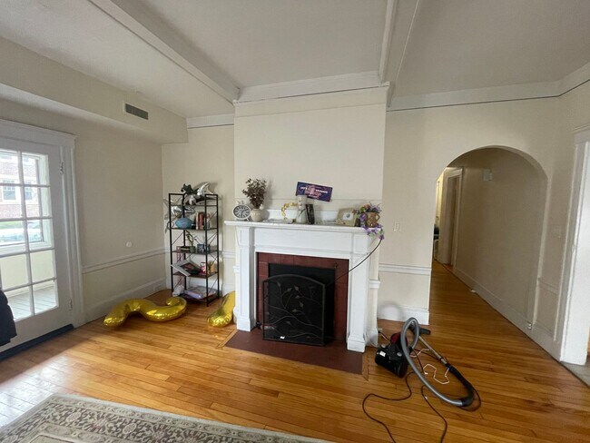 Photo - 9/1 No Fee! Spacious 4BR/2BA in Brookline near Packard's, Coolidge, BU