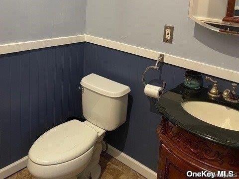 Photo - 721 Meadow Rd