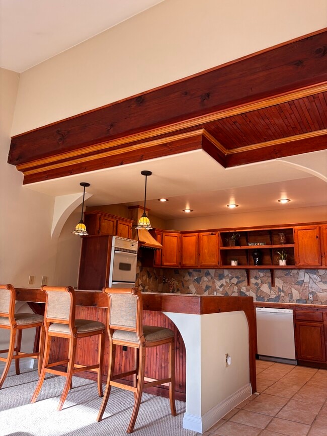Photo - 2200 Santa Fe Ave Unidad #C