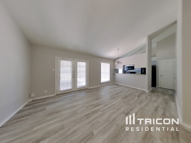 Photo - 5126 Casa Oro St