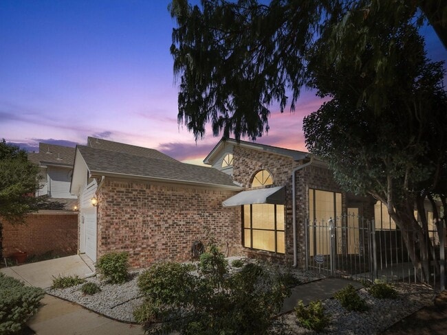 Building Photo - 2913 Eagles Nest Dr Rental