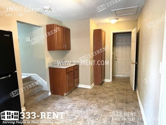 Photo - 10007 Oakley Ave