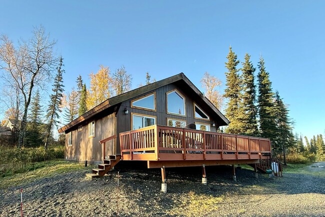 Building Photo - SEASONAL SOLDOTNA CABIN
