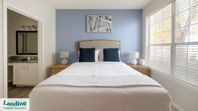 Photo - 261 Veterans Pkwy Unidad 2006