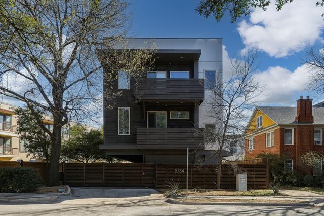 Photo - 5734 Oram St