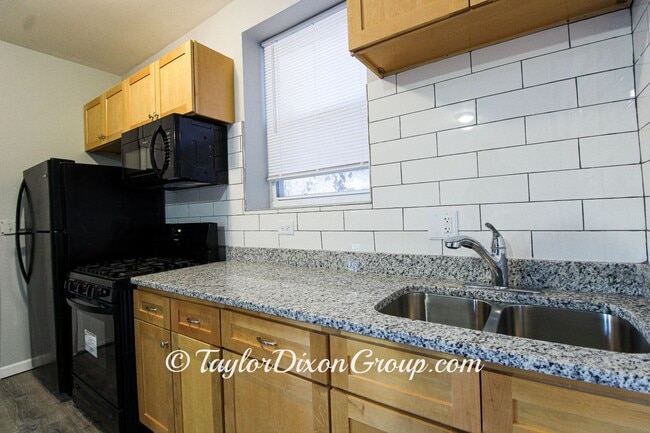 Photo - 6607 S Greenwood Ave