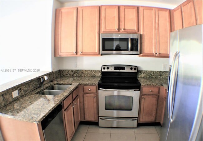 Photo - 202 Las Brisas Cir