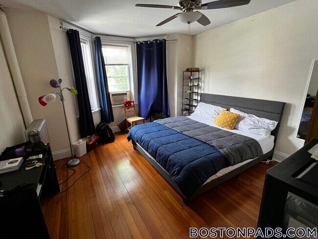 520 Cambridge St Unit 4