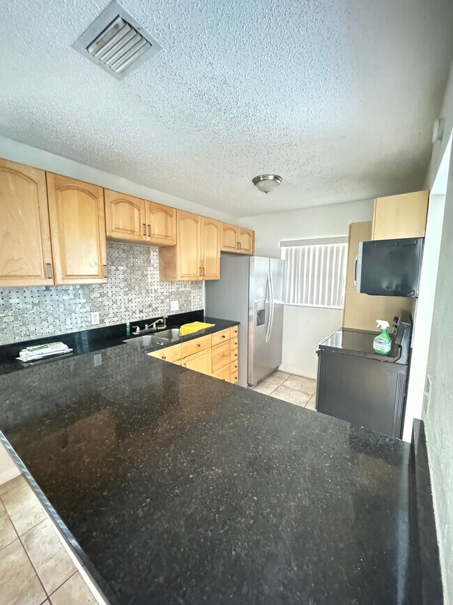 Photo - 2134 NE Pelican Ter