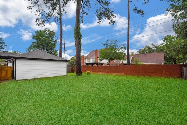 Photo - 15814 Winding Moss Dr