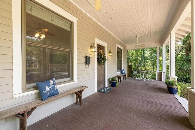 Photo - 2 Bed 2 Bath House in Duckpond with 2 Car Garage!