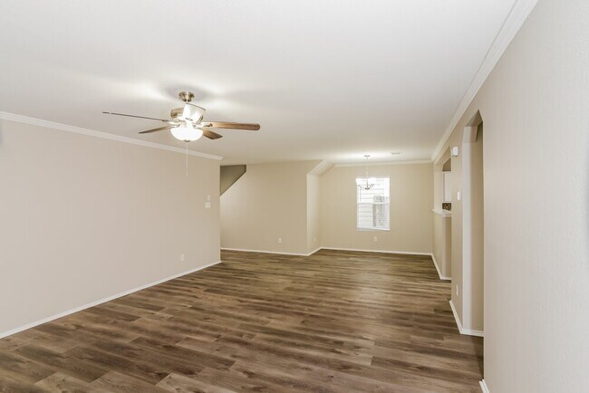 Photo - 9946 Kent Forest