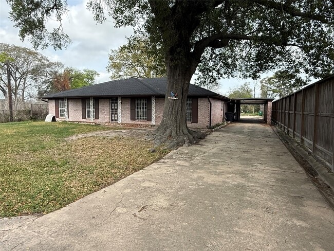 Photo - 1803 Tidwell Ln