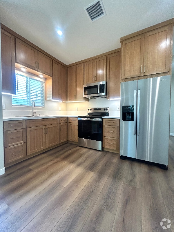Building Photo - 238 N Drexel Ave Rental